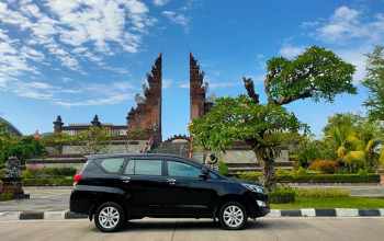 sewa innova di bali